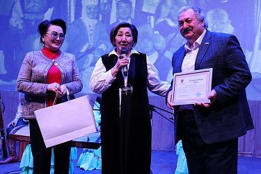 Творчество сближает народы